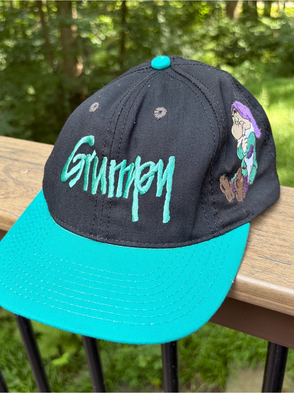 Vintage 1990s Disney Grumpy Snapback Hat Cap USA Goofy Hats Embroidered Blk Grn